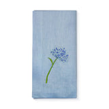 Servilleta de lino azul con bordado de flor hortensia azul, marca Zash