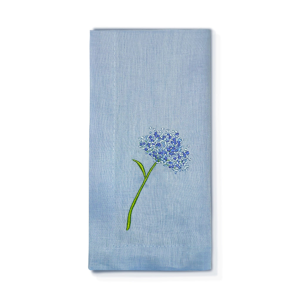 Servilleta de lino azul con bordado de flor hortensia azul, marca Zash