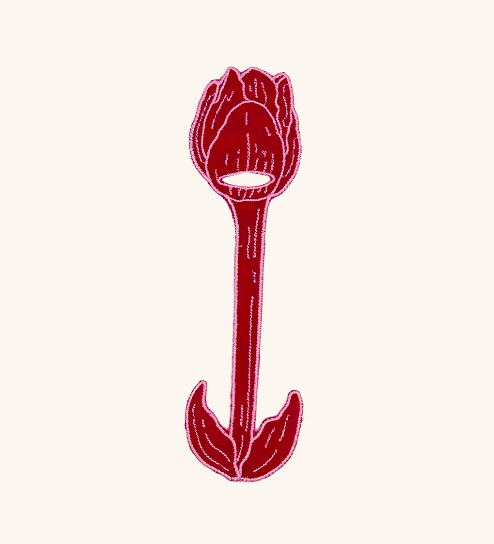 Servilleteros de Tulipán en Lino Rojo con Bordado Rosa