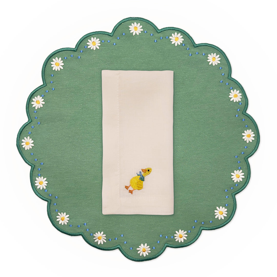 Set de mantelería con Individuales Pily en algodón verde menta con servilletas de lino con patito bordado