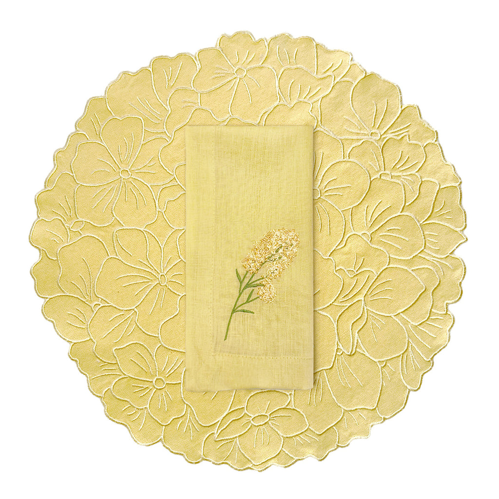 Servilletas Bouquet en Lino Amarillo con Bordado de Flor. Set de 4