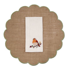 Individual Big Daisy de Yute con Orilla Bordada en Verde y Servilleta en Lino Color Crudo con Bordado de Pajarito. Set para 4 personas