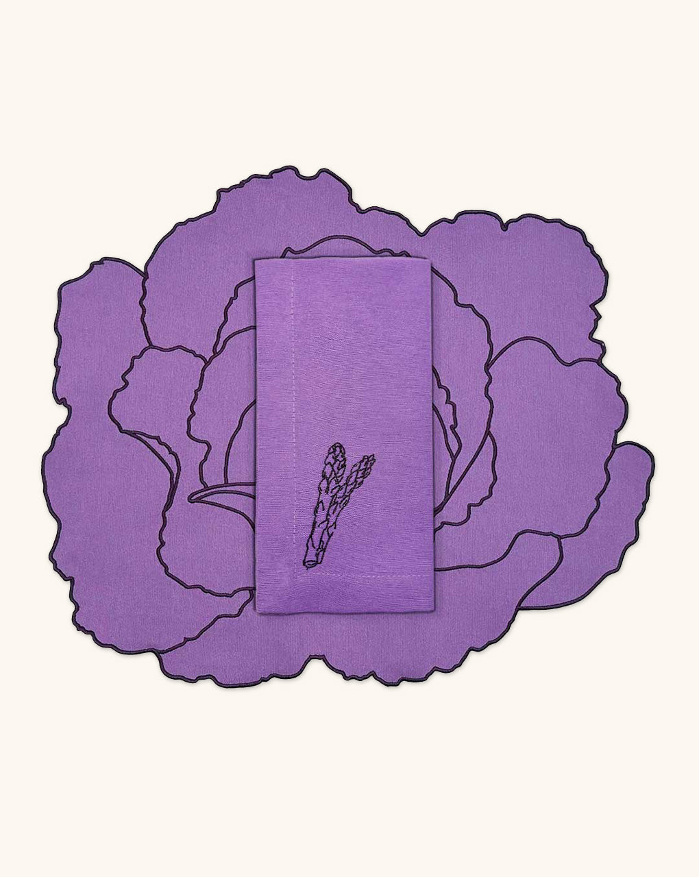 Set de Mantelería con Individuales Veggies en Algodón Morado Bordado de Repollo y Servilletas Veggies en Algodón Morado Bordado con Verduras. Para 4 personas