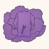 Set de Mantelería con Individuales Veggies en Algodón Morado Bordado de Repollo y Servilletas Veggies en Algodón Morado Bordado con Verduras. Para 4 personas