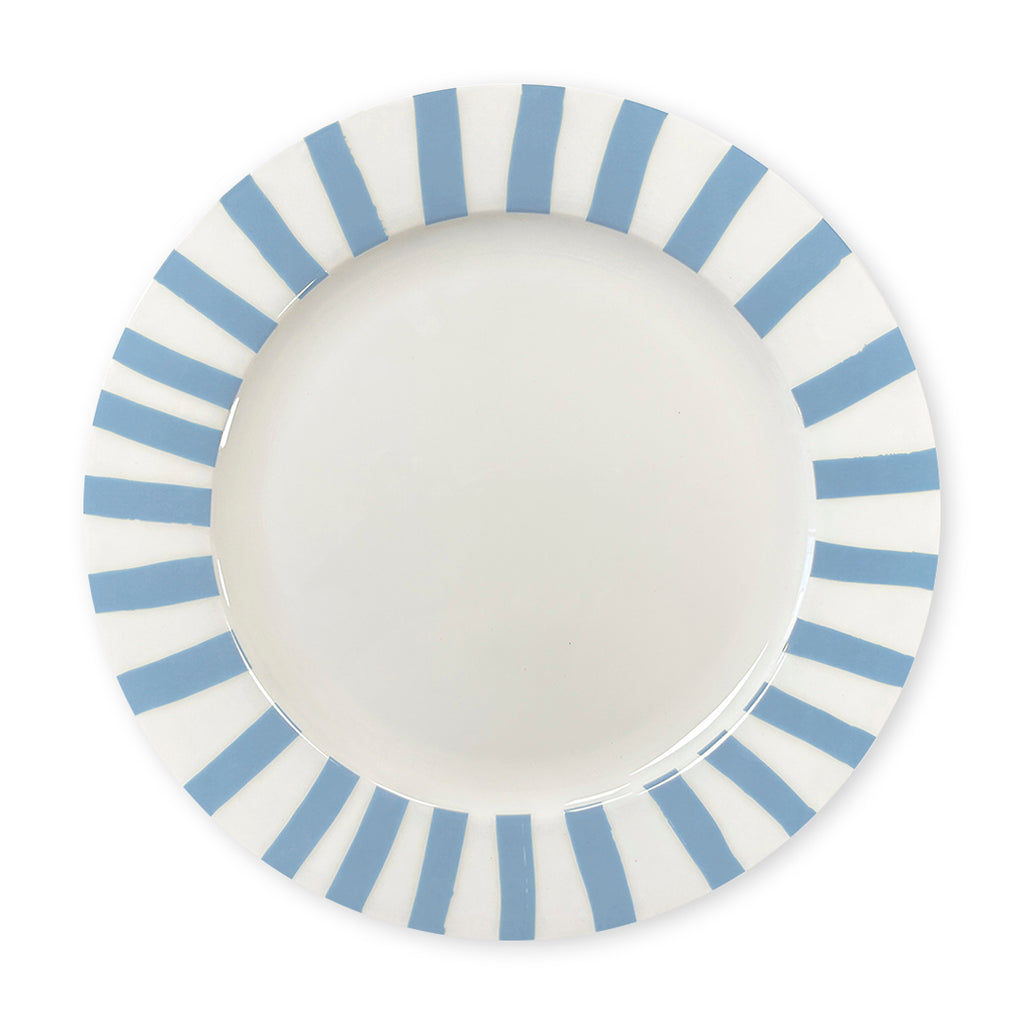 Plato trinche de porcelana con rayas gruesas azules, marca Zash