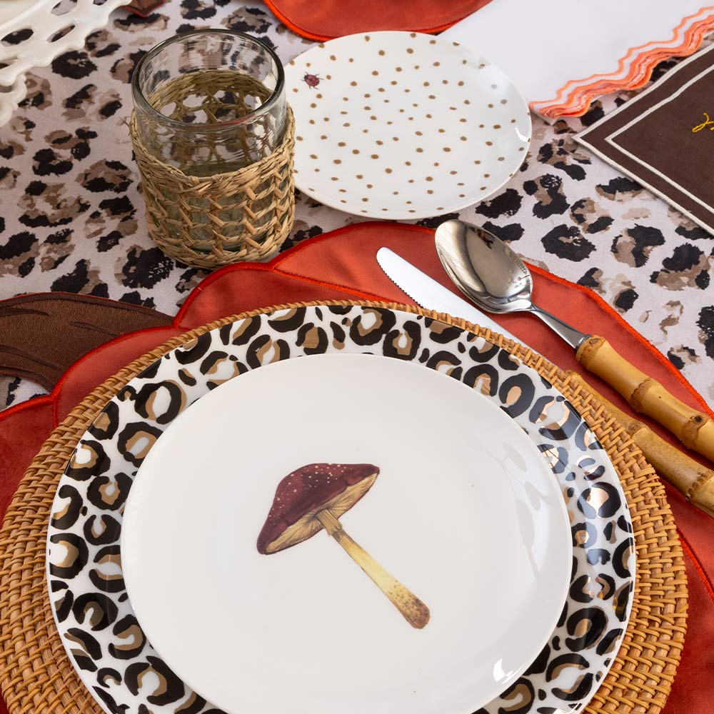 Set de Vajilla Wild Hongo para 4 Personas con Platos Trinche Cheetah Oro, Platos Ensalada Hongo, Platos Pan Catarina (12 piezas)