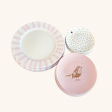 Vajilla con Platos Trinche Candy Cane Rosa Claro, Platos para Ensalada Rosa con Pájaro y Platos para Pan de con Puntitos y Catarina. Set de 4