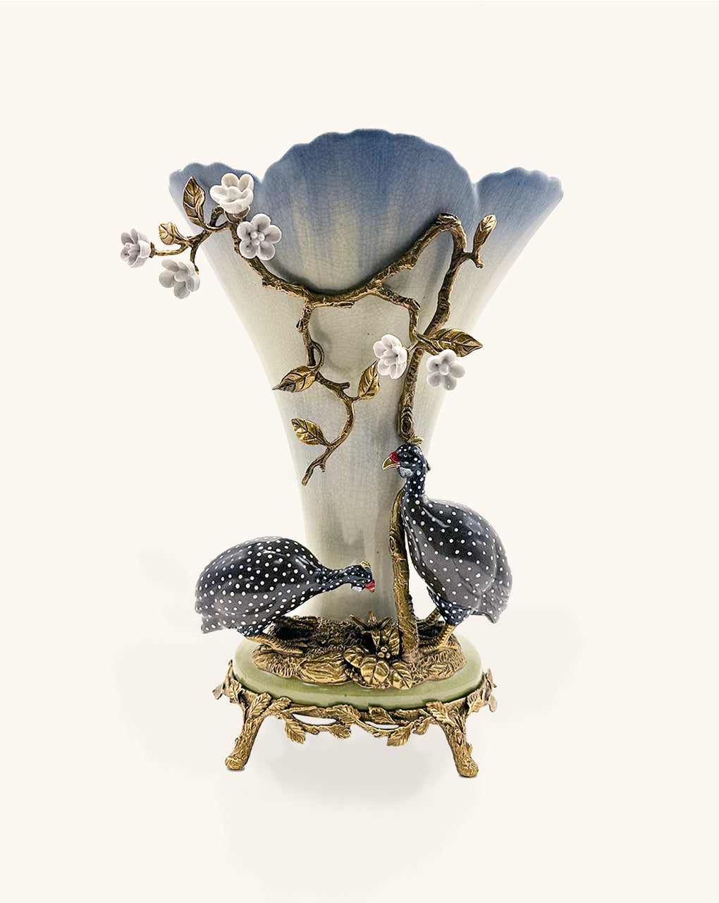 Vasija Ariel de Porcelana en Forma de Flor con Decorado de Pajaros y Ramita con Flores