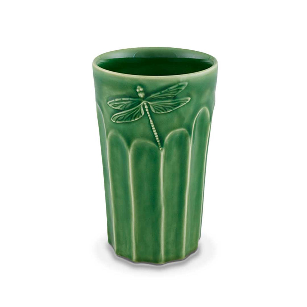 Vaso alto de cerámica verde con una libélula modelo Patio, marca Bordallo Pinheiro