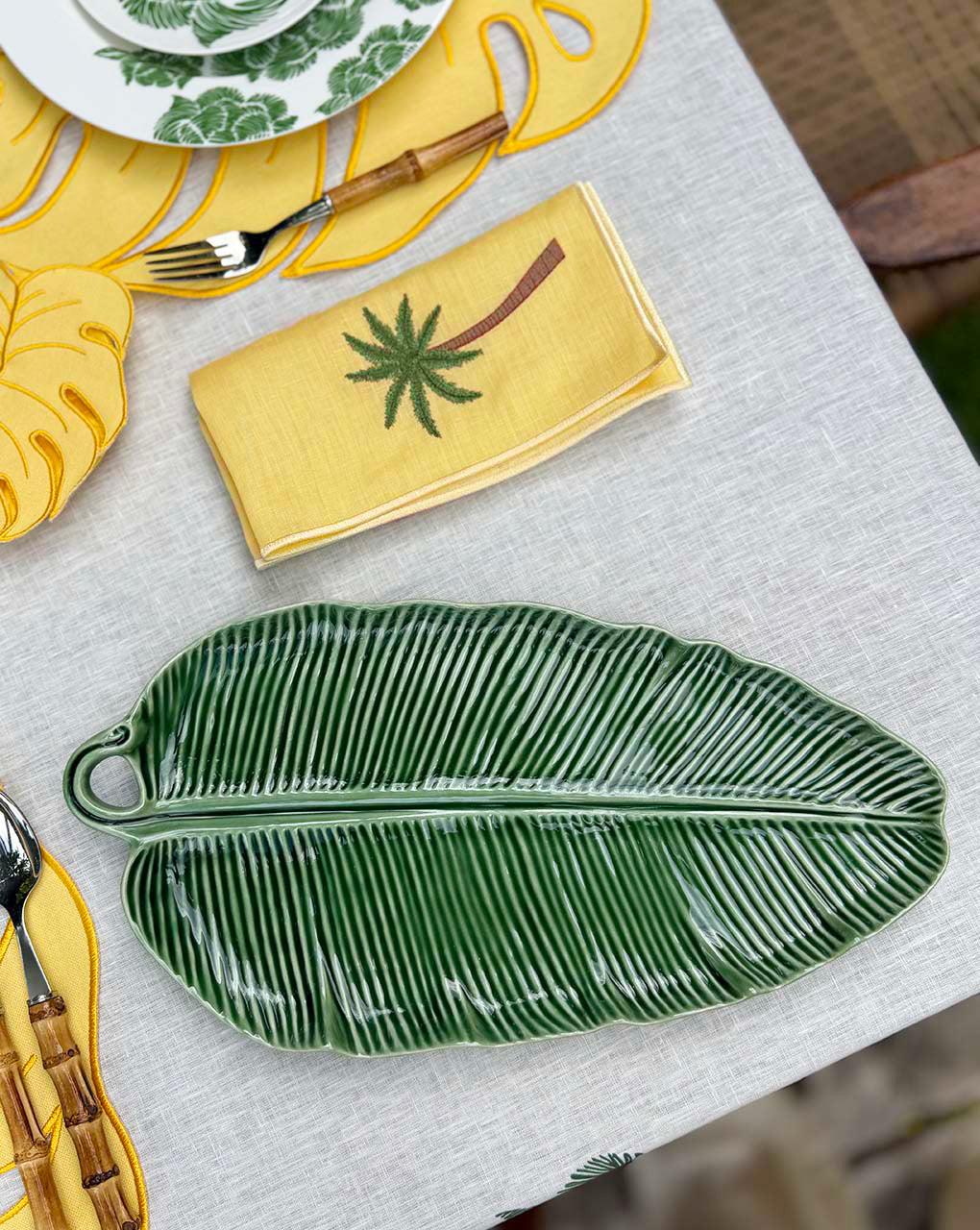 Platon Fuente Hoja Verde lifestyle