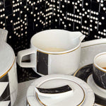 Lechera Carrara - Lifestyle