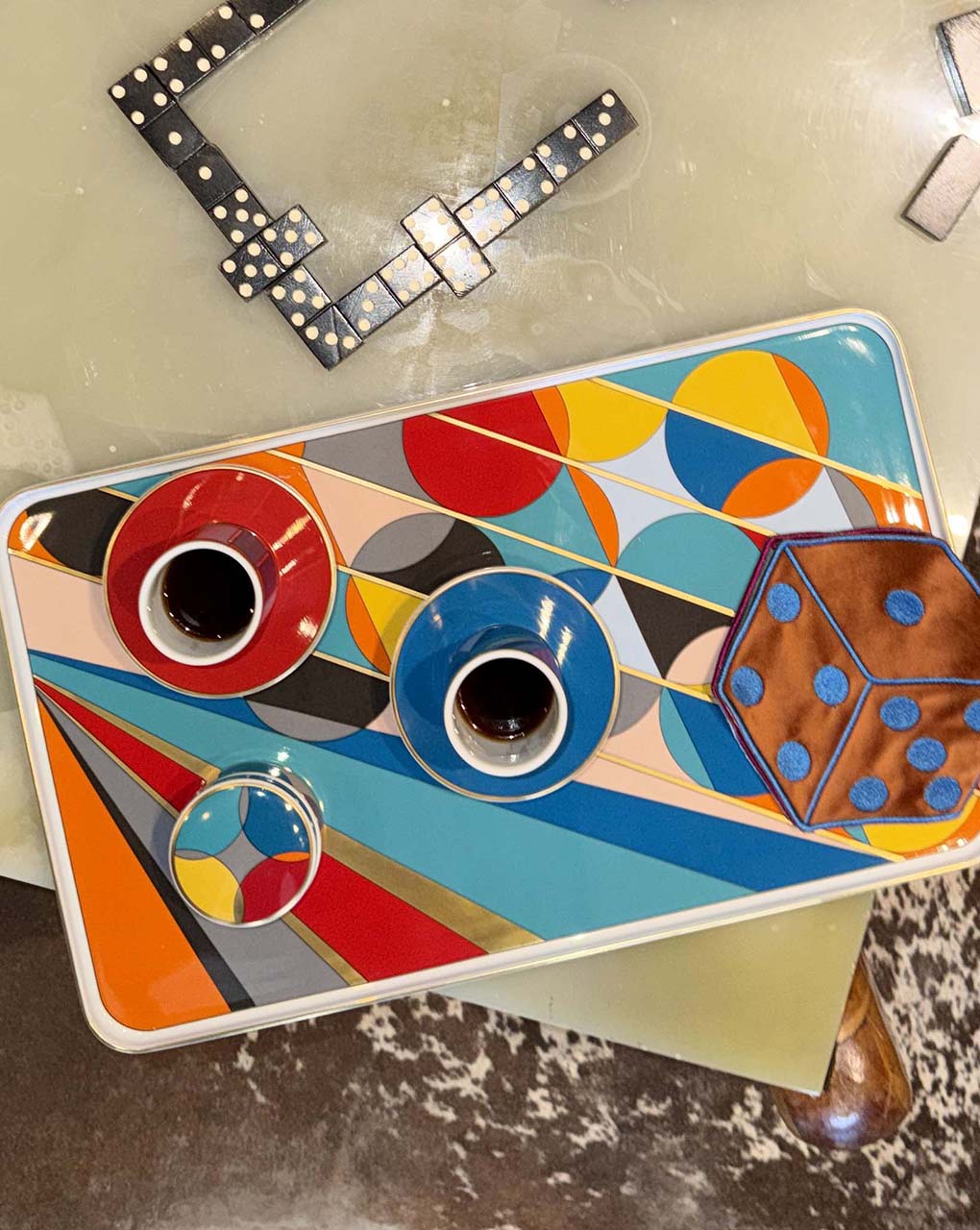 Bandeja Rectangular Futurismo - Lifestyle