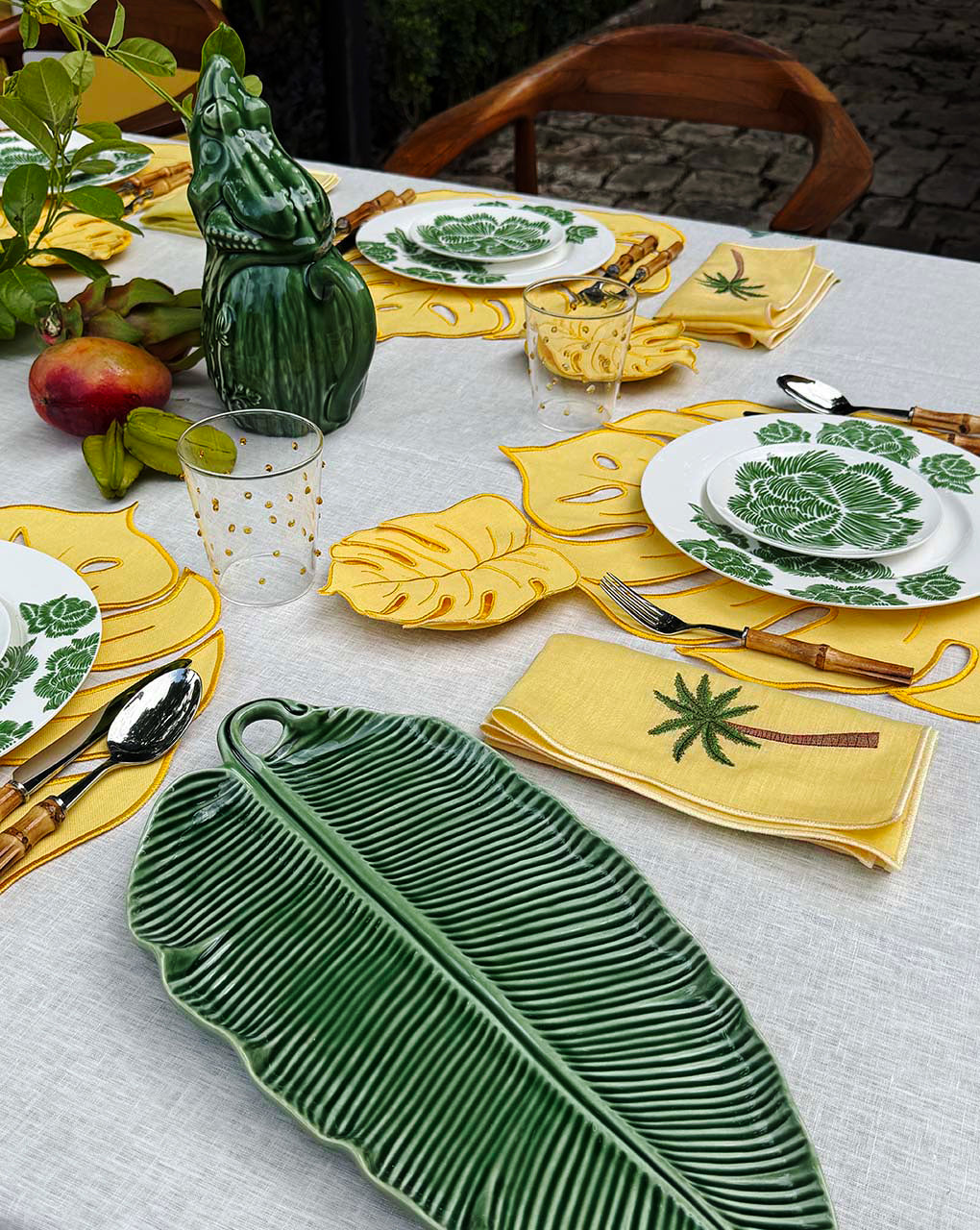 Platon Fuente Hoja Verde lifestyle