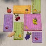 Servilletas Tutti Frutti en Mascota de Algodón de Colores con Bordado de Frutas. Set de 4