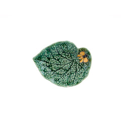 Plato de Hoja Begonia con Mariposa de Bordallo Pinheiro 20 cm.