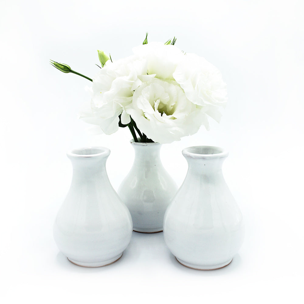 SET DE 3 FLORERITOS DE TALAVERA EN COLOR BLANCO