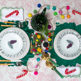 Manteles Individuales Blossom en Terciopelo Verde con Orilla Bordada. Set de 4