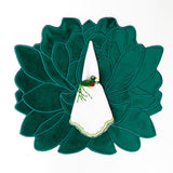 Manteles Individuales Blossom en Terciopelo Verde con Orilla Bordada. Set de 4