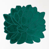 Manteles Individuales Blossom en Terciopelo Verde con Orilla Bordada. Set de 4