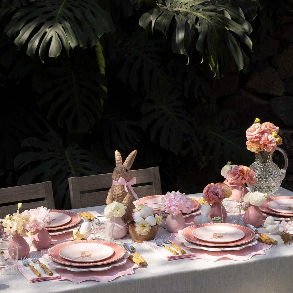 Pareja de Conejos tipo Ratán para mesa de Pascua